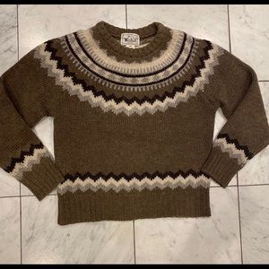 Vintage Woolrich Woman 100% wool Sweater Medium